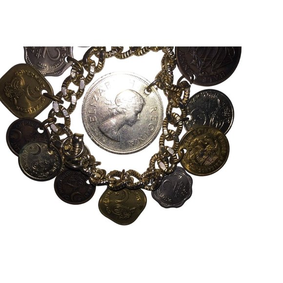 Vintage 1950s Older Foreign Coin Bracelet - Coins from Around the World - Picture 4 of 11